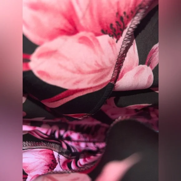 Sag Harbor Black & Pink floral short sleeve dress size 10 - Picture 8 of 11